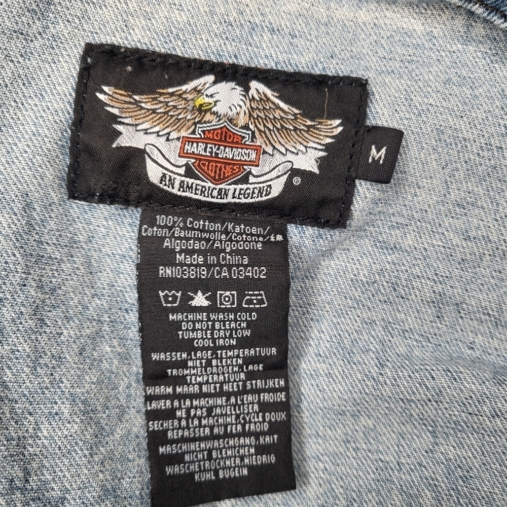 Harley-Davidson Jacket Light Wash Denim  Embroidered Logo Classic Style Size M - Picture 10 of 10